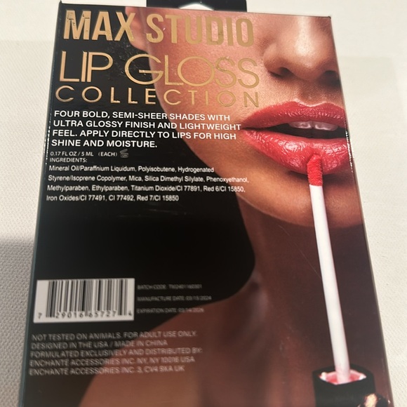 Max Studio Lip GlossCollection with 4 cruelty free lip gloss. - Picture 3 of 3